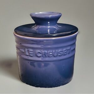 Le Creuset Stoneware Butter Crock Bell Like New